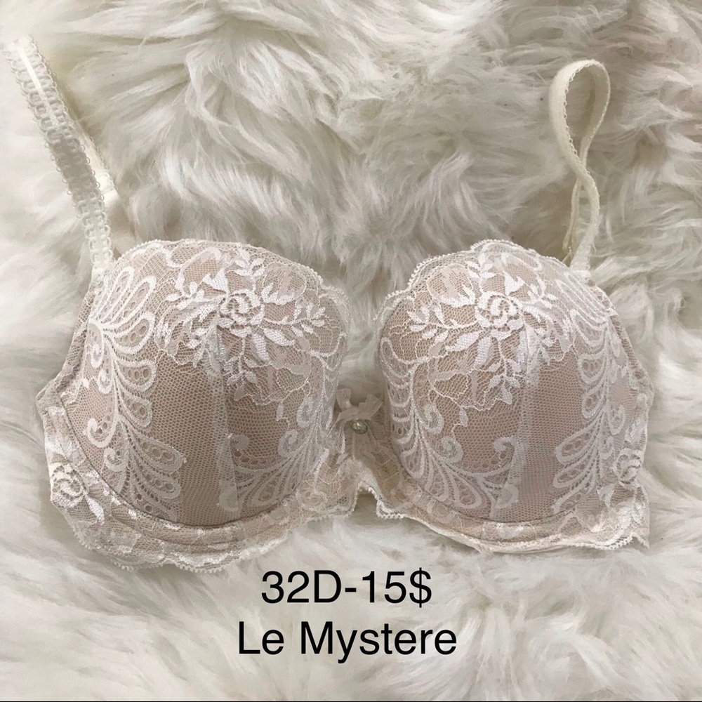 Bras - Picture 5 of 6